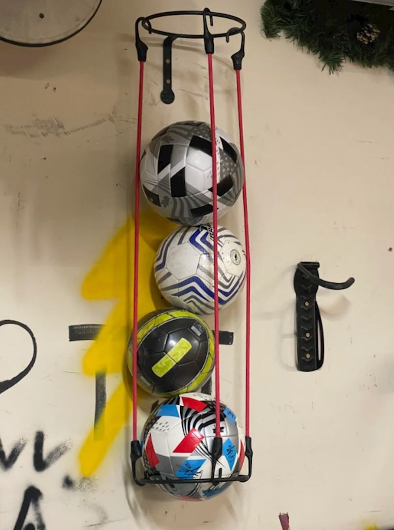 12. Želite pospremiti lopte na jedno mjesto, a ne znate kako? Evo ideje