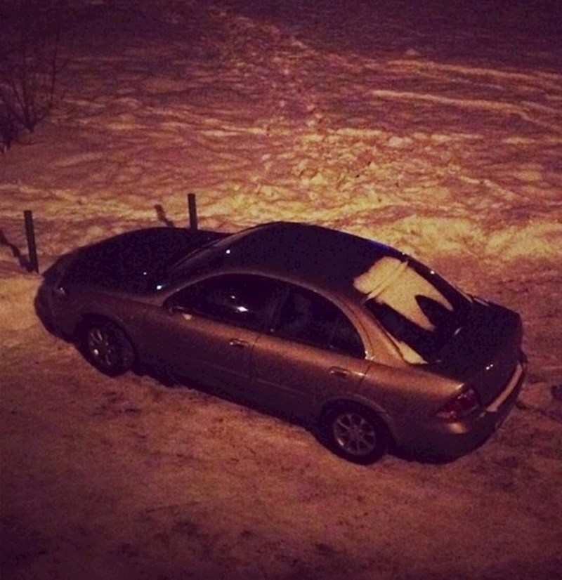 Je li vlasnik ovog auta možda zubar? :)