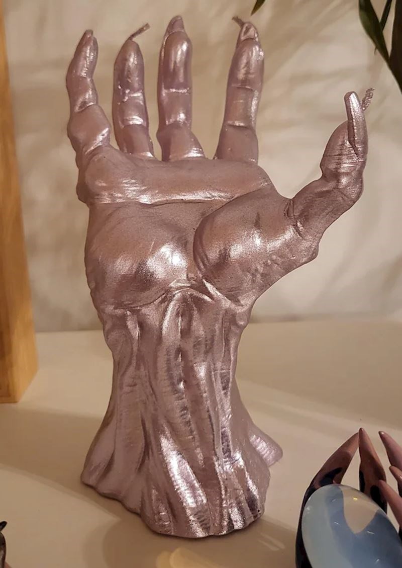 1. Netko je osmislio ovakvu svijeću