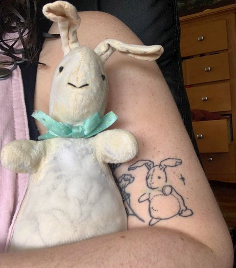 "Svi imamo tog jednog plišanca koji je bio cijeli naš svijet dok smo bili maleni. Ovaj je moj i podsjeća me na svu ljubav i sreću koju sam doživjela kao djevojčica"