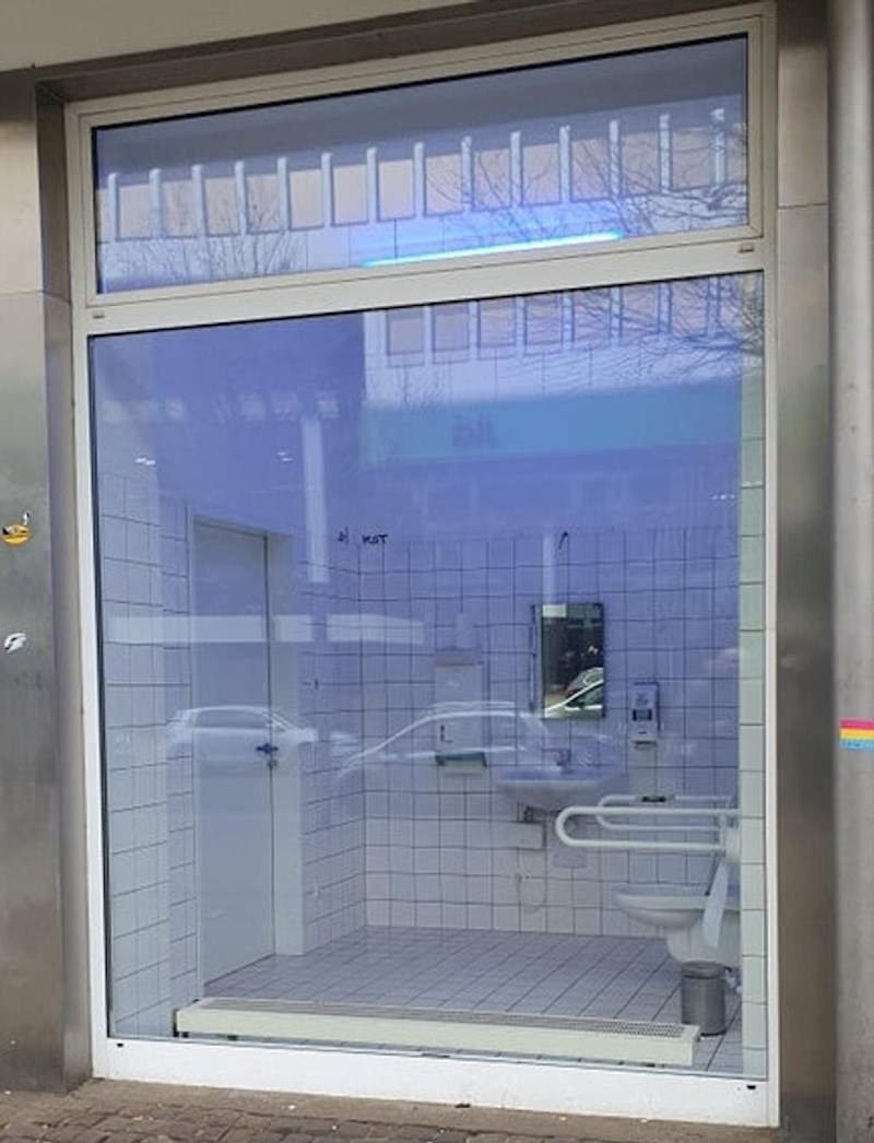 17. Pravo je pitanje zašto je netko pomislio da je ovo dobra ideja