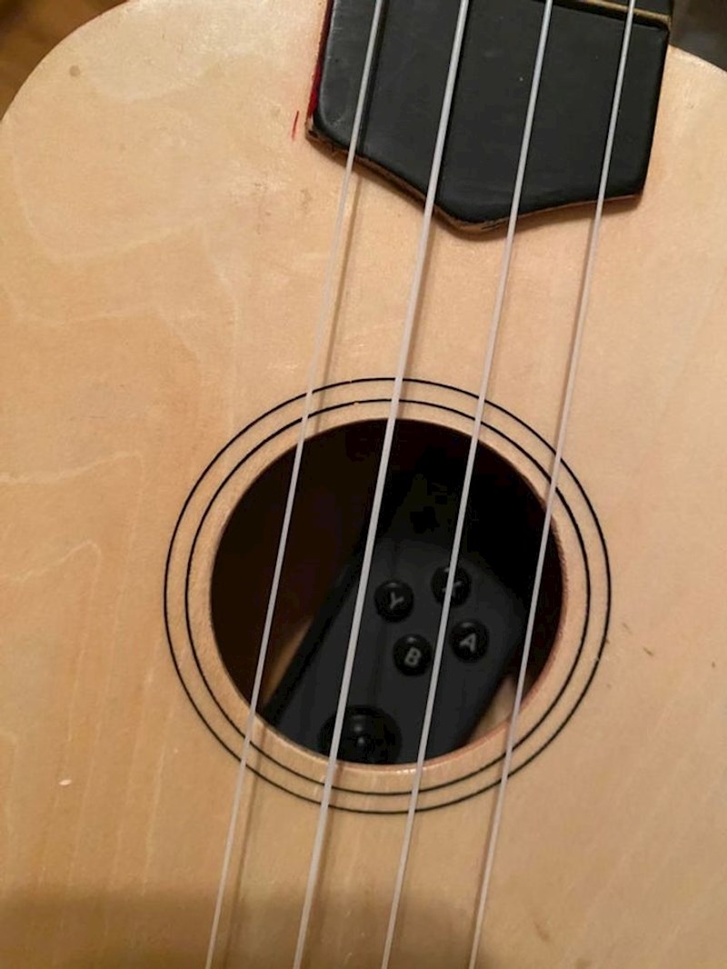 "Satima smo tražili daljinski da bi ga konačno pronašli na najčudnijem mjestu. Moj se malac, naravno, zadovoljno smijao zbog svoje smicalice"