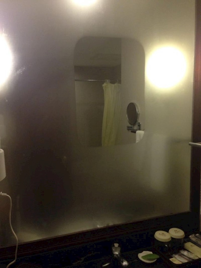 6. Ovakvo ogledalo bi nam svima dobro došlo!