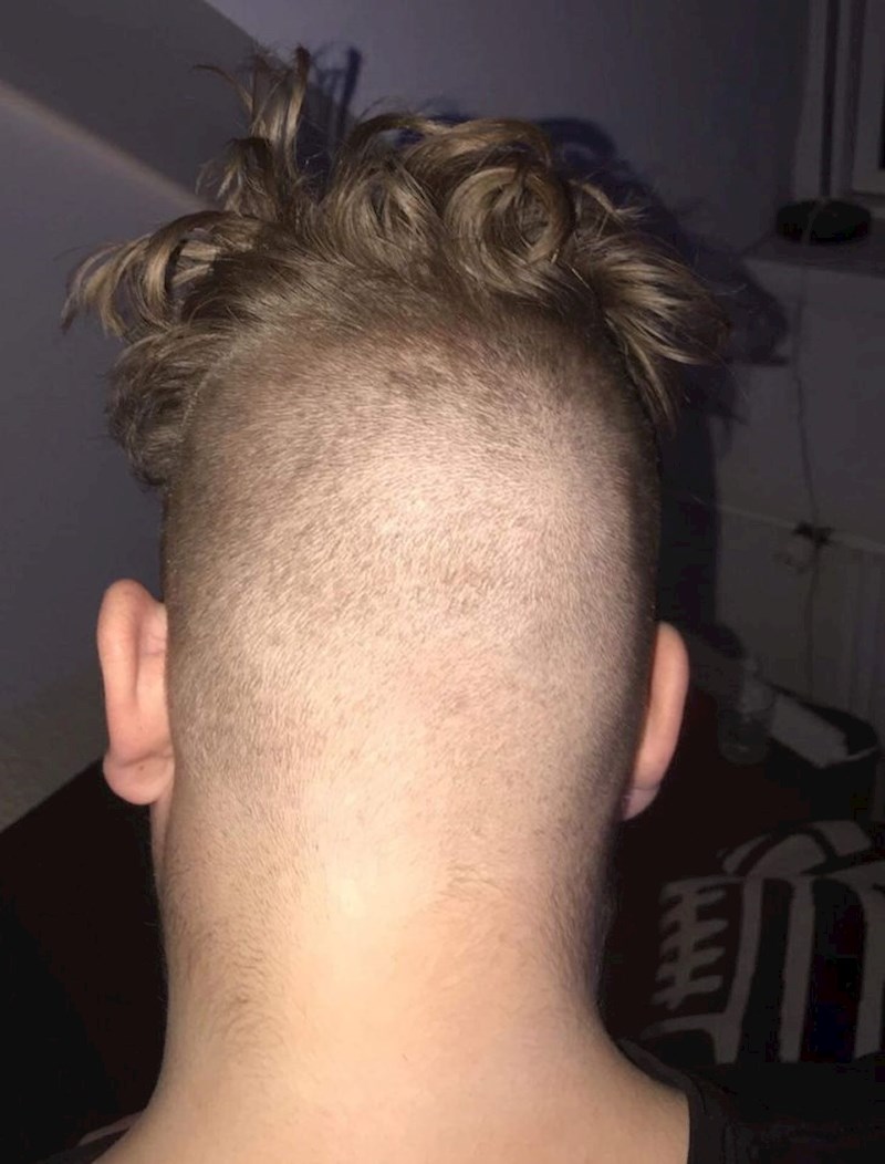 1. "Bio sam zadovoljan sve dok nisam vidio stražnji dio glave"