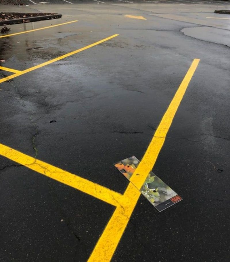 11. Zar je stvarno bilo toliko teško pomaknuti letak?