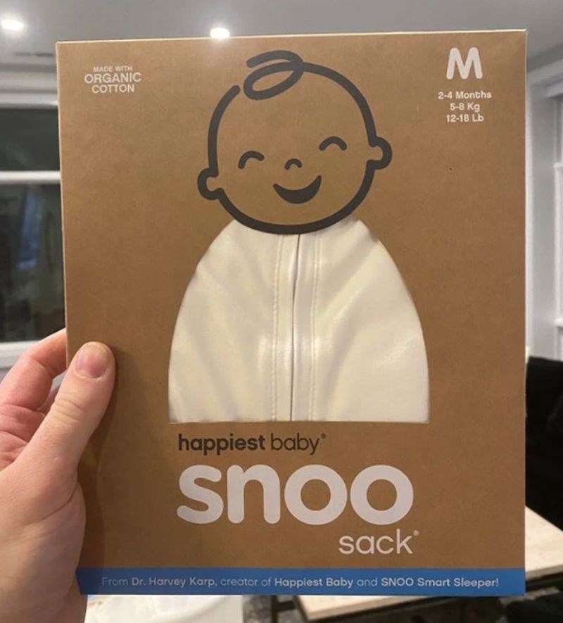 Preslatko pakiranje jednodijelnog kompletića za bebe od dva do četiri mjeseca.