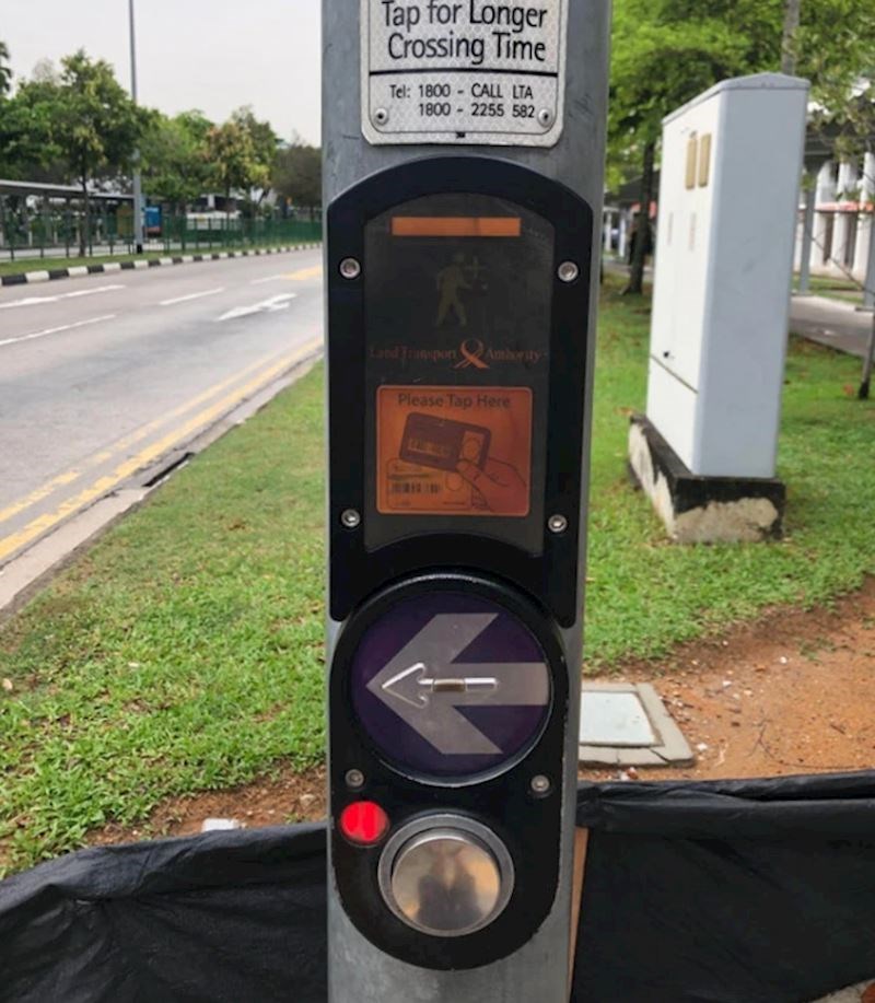 3. Osobe s invaliditetom i stariji pomoću kartice mogu produljiti trajanje prolaza na semaforu kako ne bi morali žuriti dok prelaze cestu