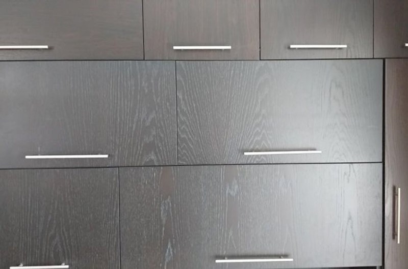 8. "Kad vidim ove ladice u uredu boli me glava..."