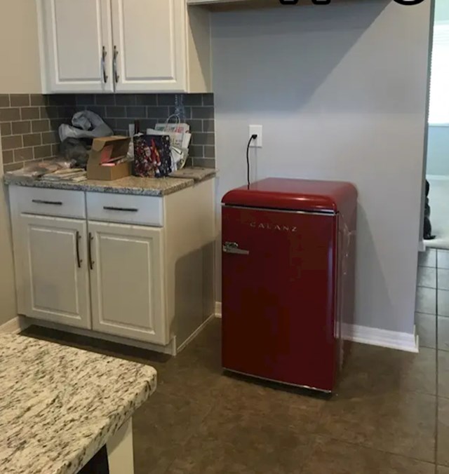 10. "Moj novi hladnjak, "sve" stane u njega."