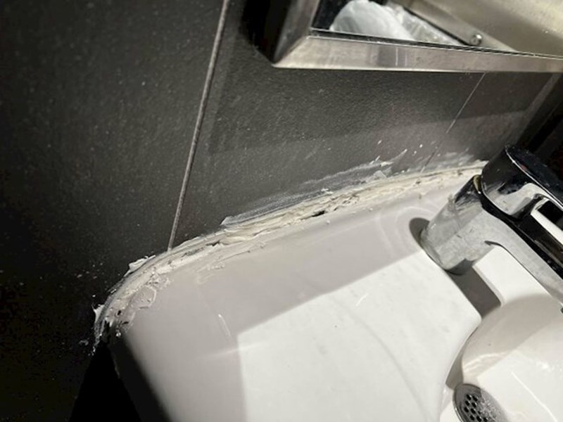 1. "Pet plus za urednost!"