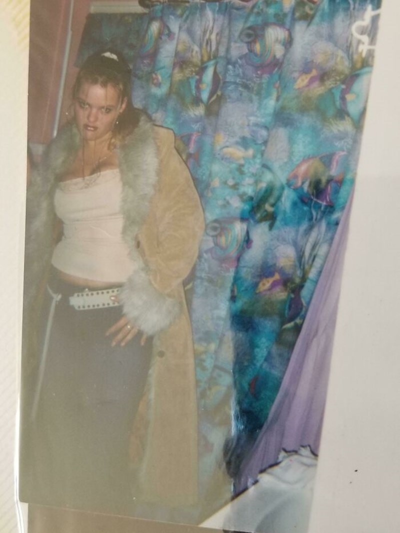 4. "Nadam se da se ovakav stil nikad neće vratiti, kad vidim svoje stare fotke samo se smijem od užasa"