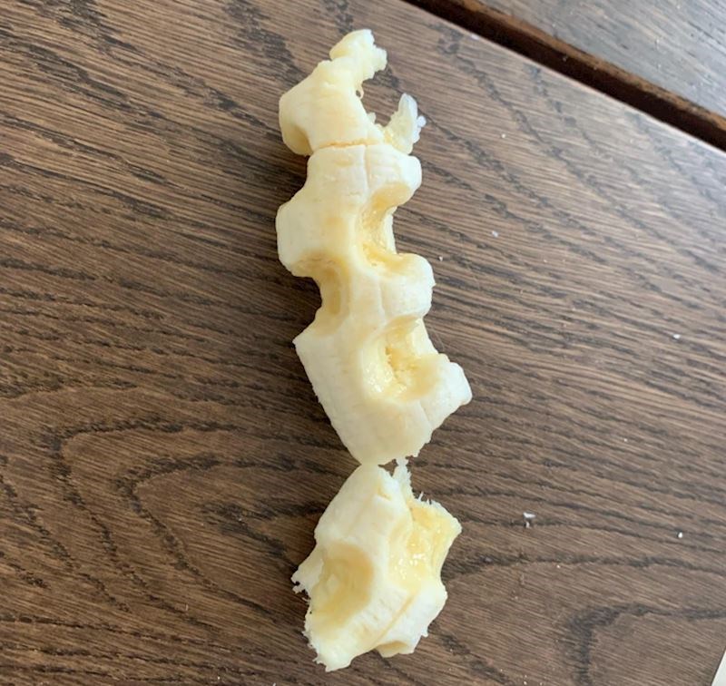 "Jedu li i vaši klinci bananu na ovaj način ili je moj sin poseban?"