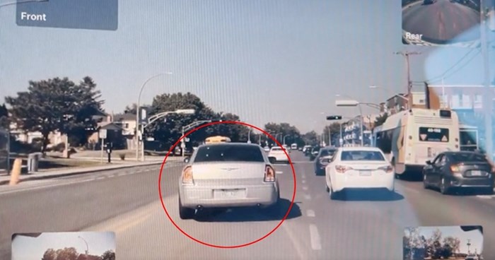Auto kamera snimila bizaran prizor u prometu. Šokirat ćete se kad vidite neodgovornost ovog vozača