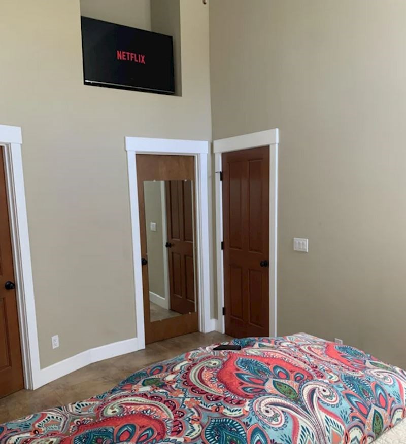 8. Sve ok, ali pozicija ovog televizora...