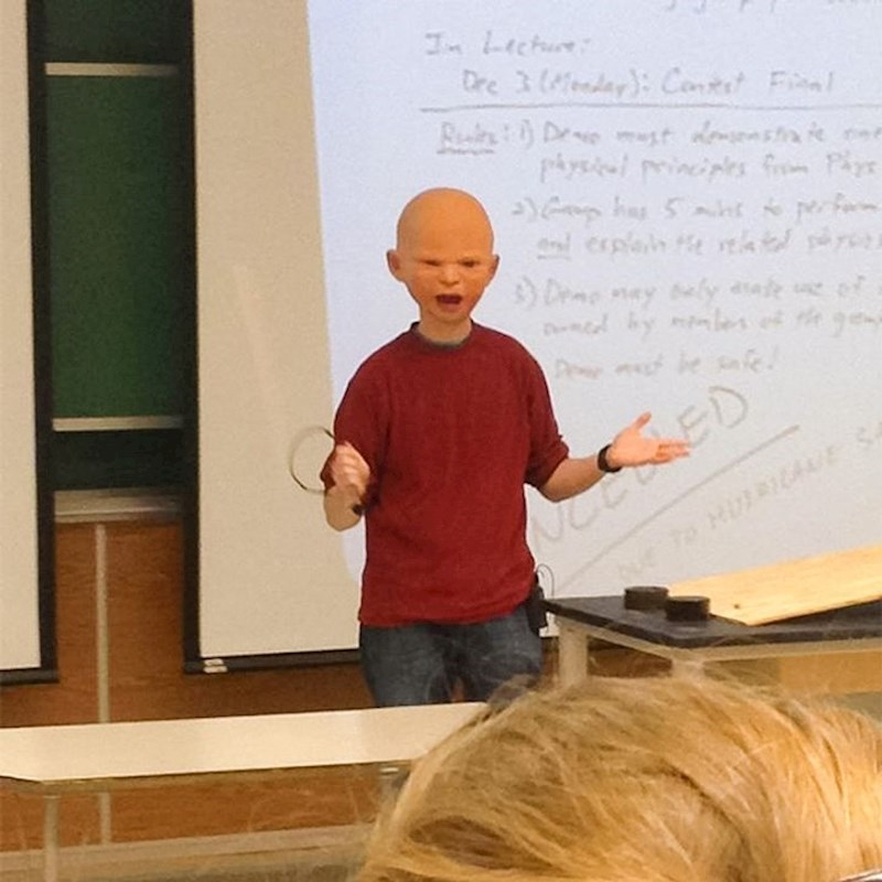 2. Ovo je smiješno i traumatično u isto vrijeme