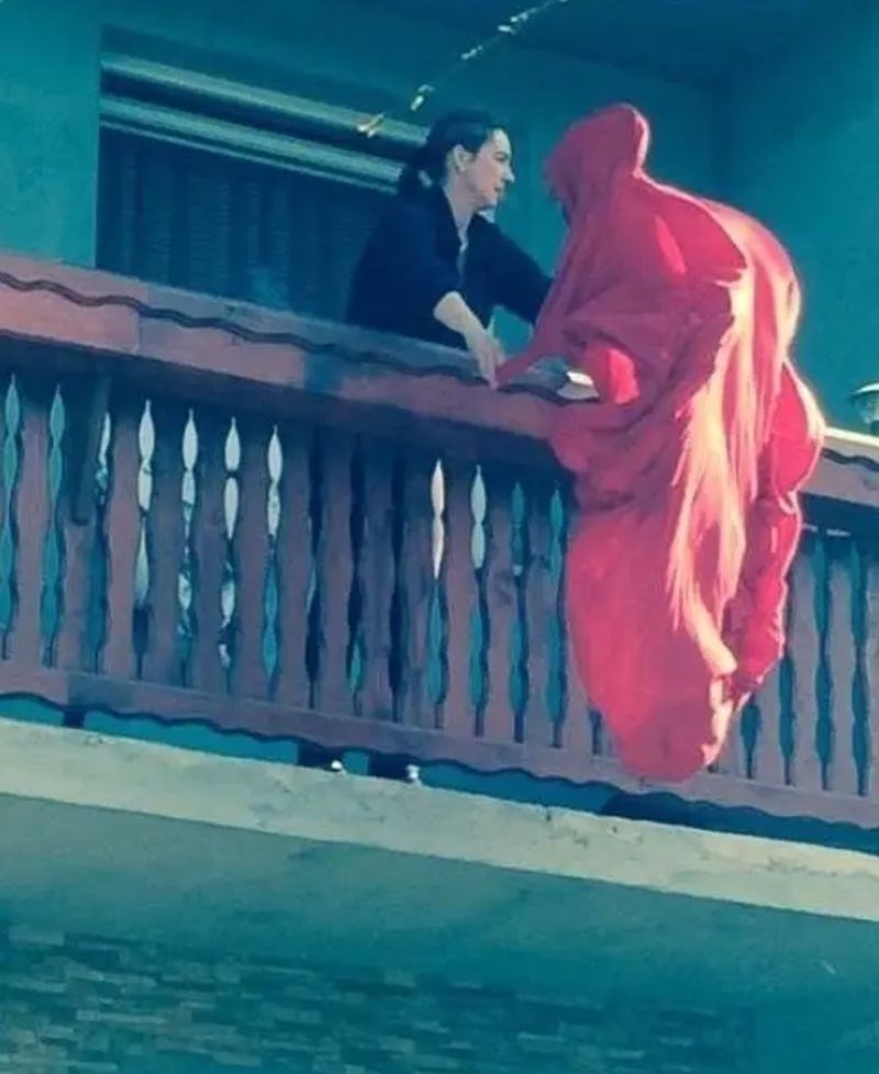 12. Žena i njezin prijatelj demon...