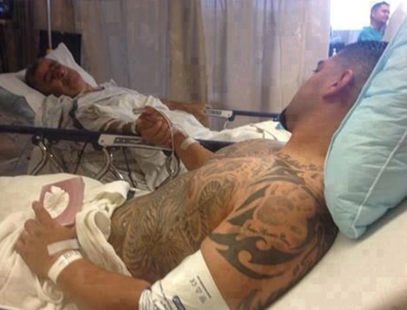 4. Trenutak kada su se tata i sin vidjeli nakon što mu je sin donirao bubreg.