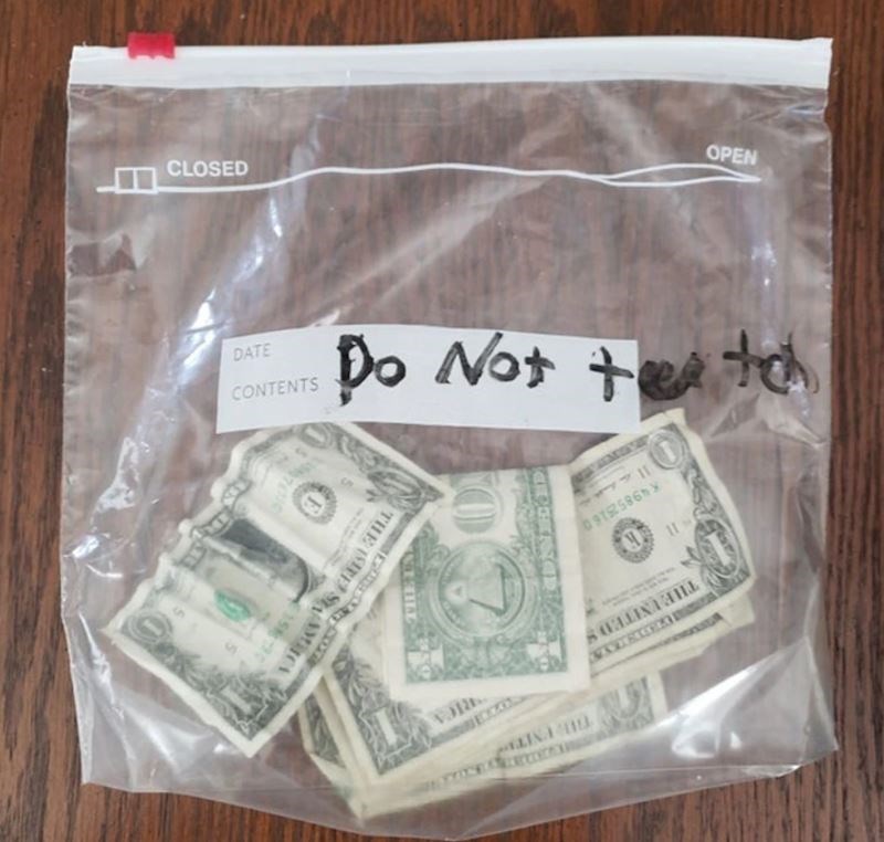 "Dali smo sinu džeparac i rekli da ga spremi na sigurno mjesto. Evo što je učinio"