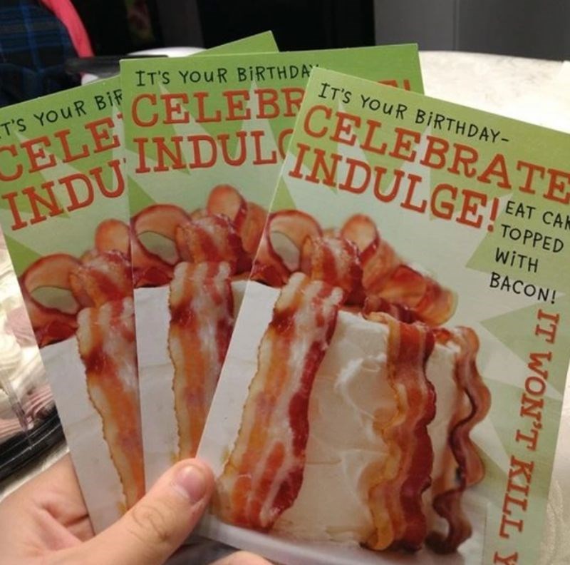 7. "Troje ljudi mi je poslalo istu čestitku, baš su me dobro nasmijali."