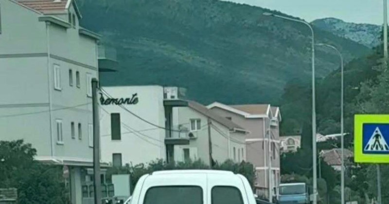 Fotka vozila iz Crne Gore hit je na Fejsu, sve će vam biti jasno kad vidite čega se vozač dosjetio
