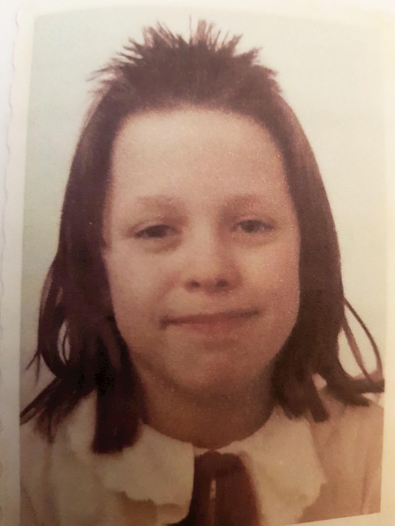 8. "Mama mi je rekla da sam u to vrijeme jako htio imati dugu kosu, ali i koristiti gel pa sam si ovo radio. Srećom pa se ne sjećam"