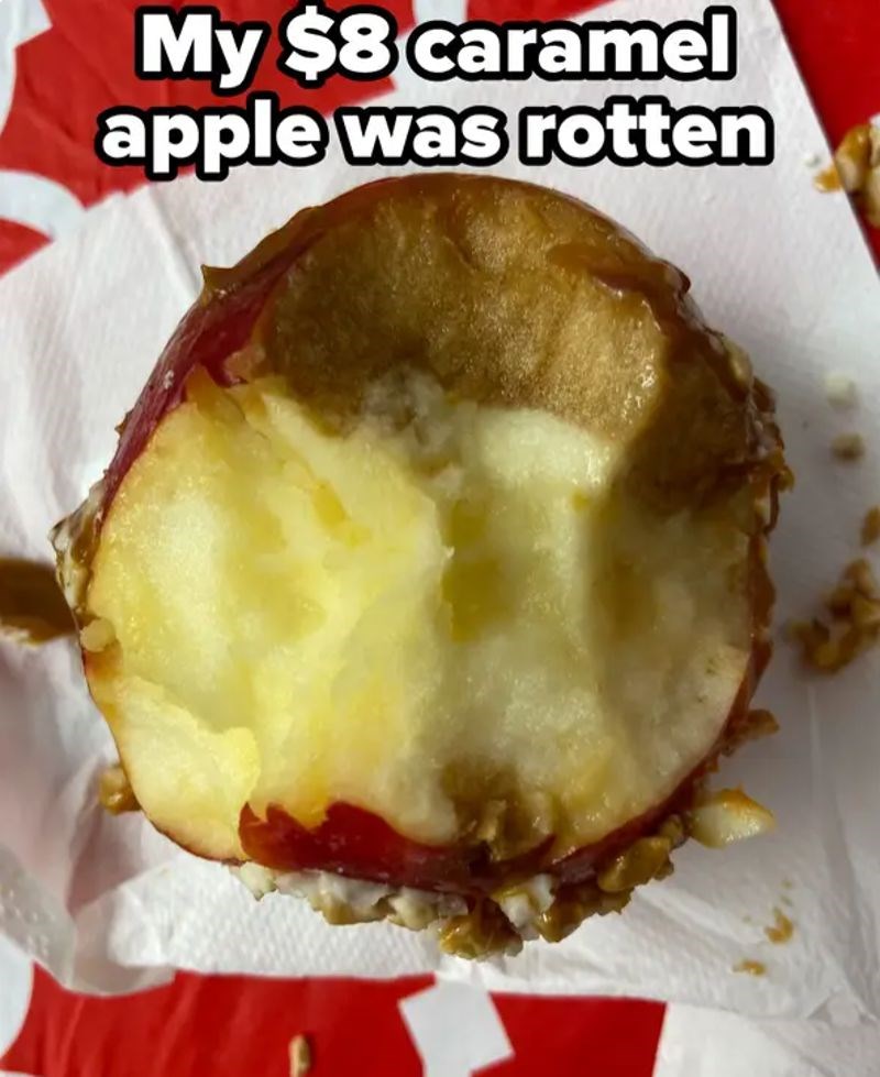 "Platio sam karameliziranu jabuku osam dolara, samo da bi bila trula!"