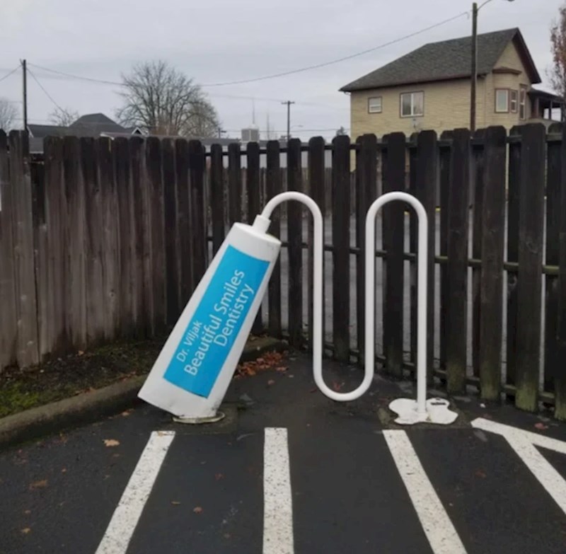 7. A evo i jednog primjera ispred ordinacije dentalne medicine