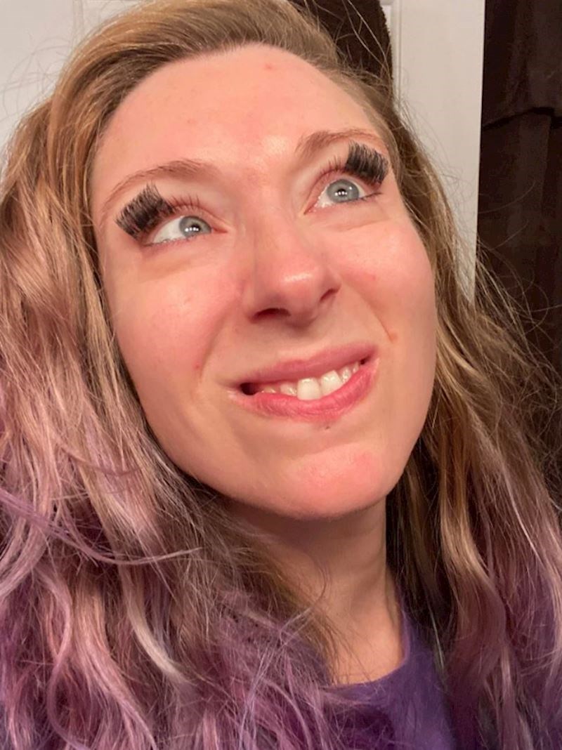 9. "Izgledaju baš prirodno, zar ne?"