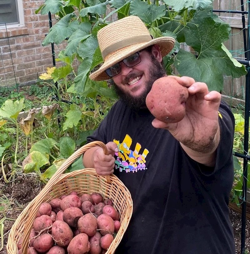 8. "Moji prvi krumpiri! Jako sam ponosan na sebe"