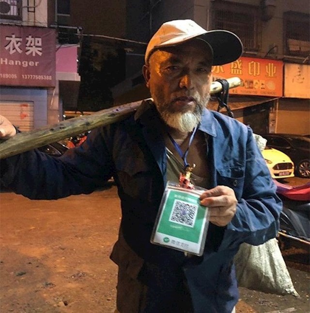 Mnogi beskućnici prihvaćaju donacije poslane putem WeChata, aplikacije koju Kinezi koriste za plaćanje gotovo svega.