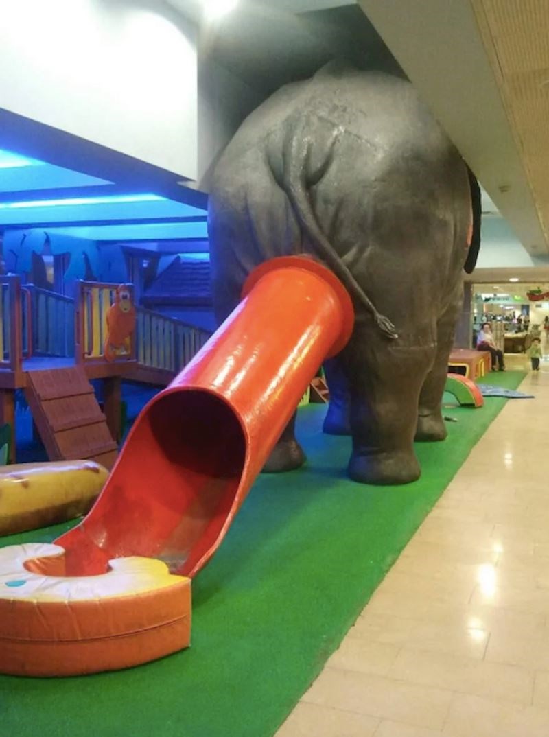 5. Joooj, ovo prečudno izgleda 😬