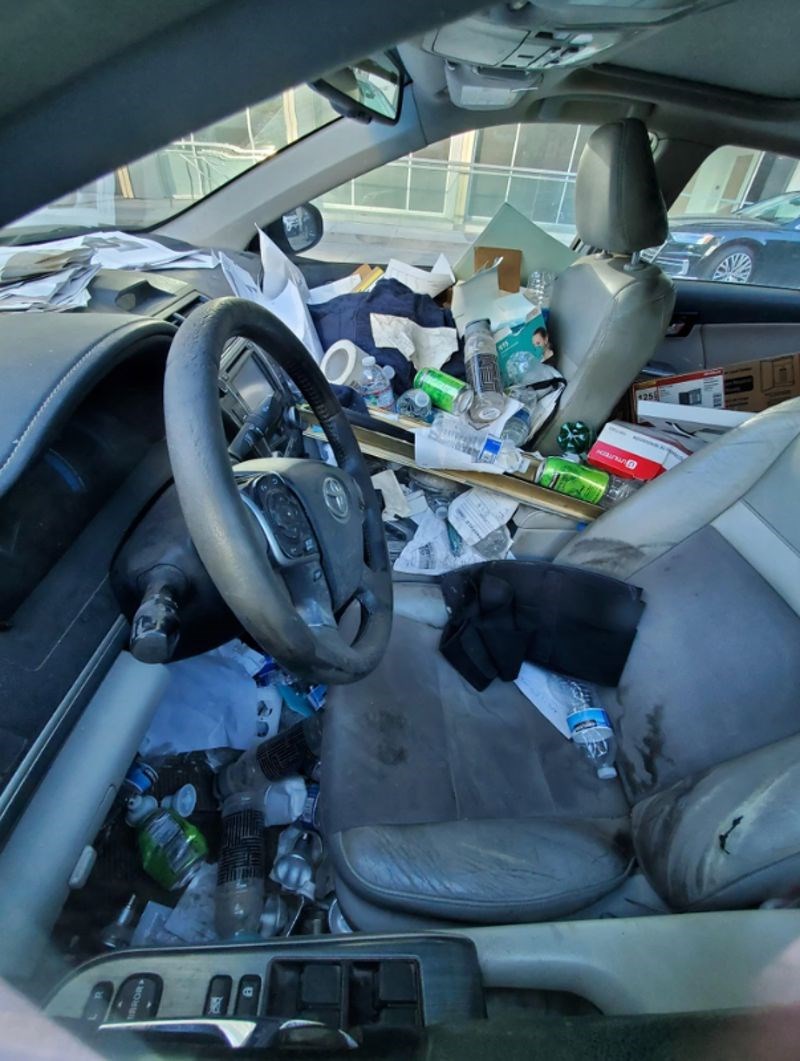 "Parkiram aute u jednom restoranu, ali kad sam vidio ovaj automobil rekao sam tipu da si ga sam parkira."