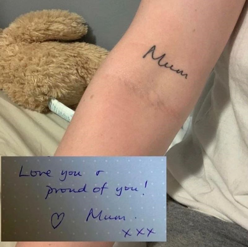 "Odlučila sam tetovirati potpis koji bi mama napisala u porukama koje mi je ostavljala."