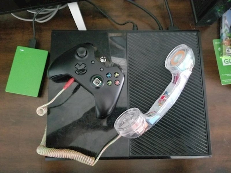 5. "Klinac je slomio slušalice, ali je pronašao novo rješenje za svoj problem"