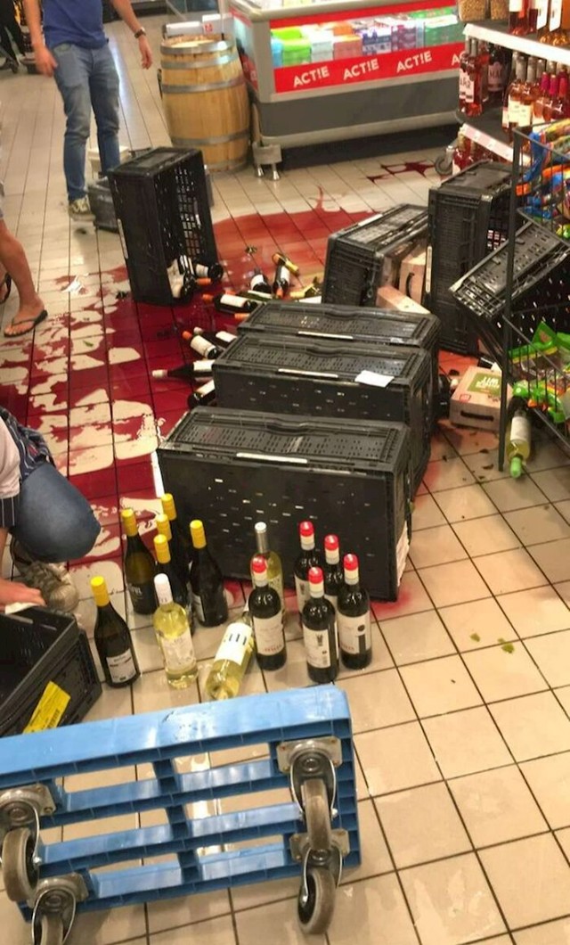 1. "Kolegica je vozila boce s vinom i gotovo sve se razbilo"