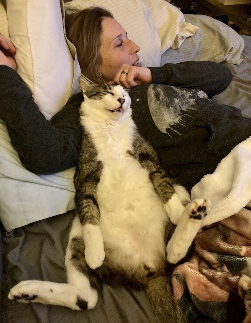 4. "Ruka mi se ukočila jer mu nisam htjela remetiti san"