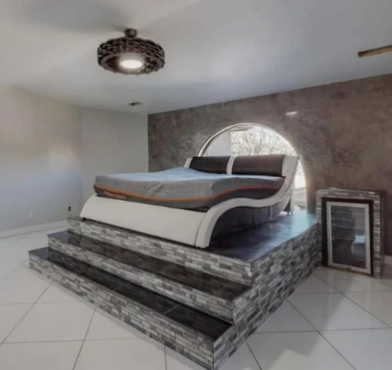 5. "Zamislite samo da ste malo više popili i morate doći do kreveta... E pa, o tome nisam razmišljao na vrijeme"