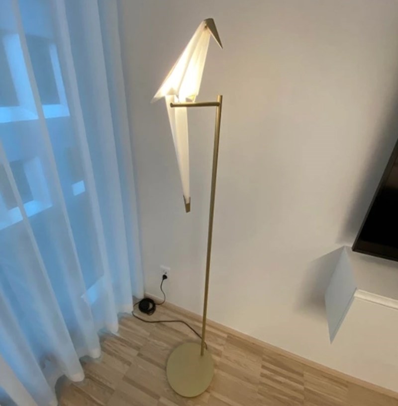 "Uspjeli smo pronaći lampu u obliku origamija, izgleda prefora!"