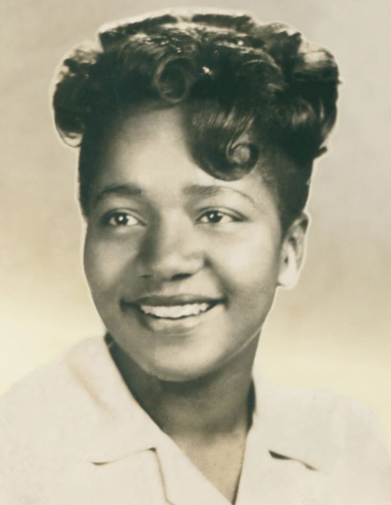 3. "Stara fotografija moje bake"