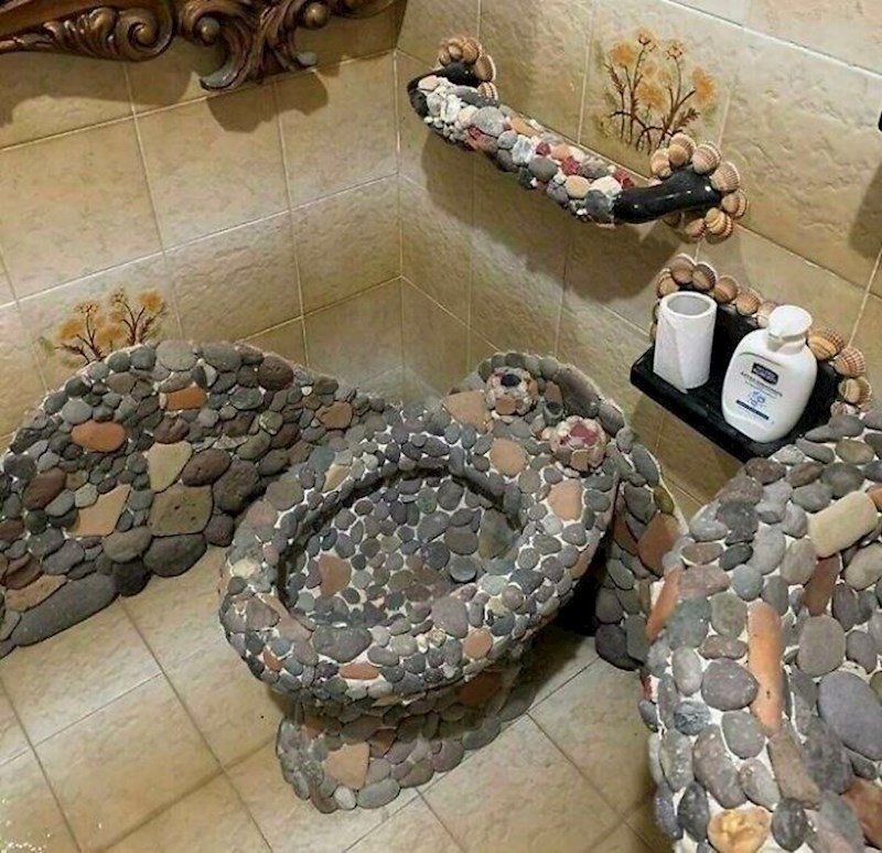 13. Dobro da i pločice nisu u ovom uzorku...