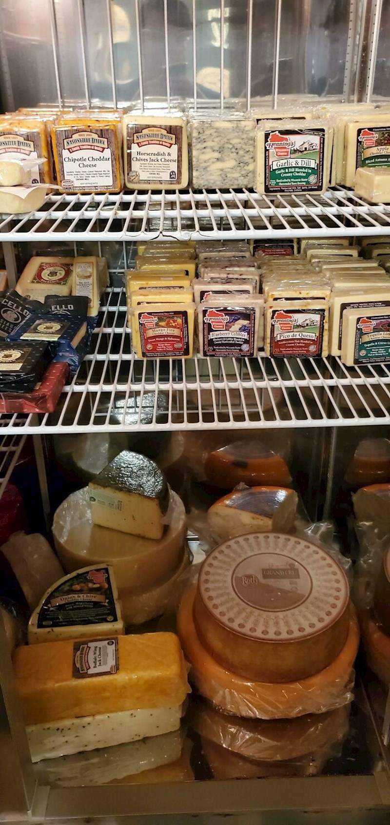 12. Netko jakooo voli sir