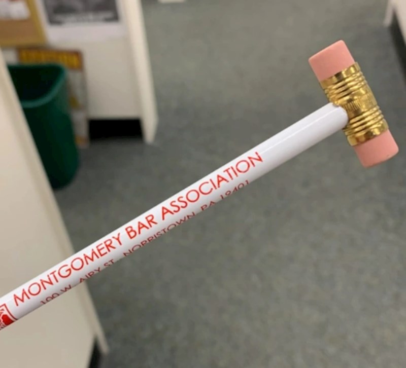 8. Olovka koju bismo vjerojatno svi poželji imati u školi...