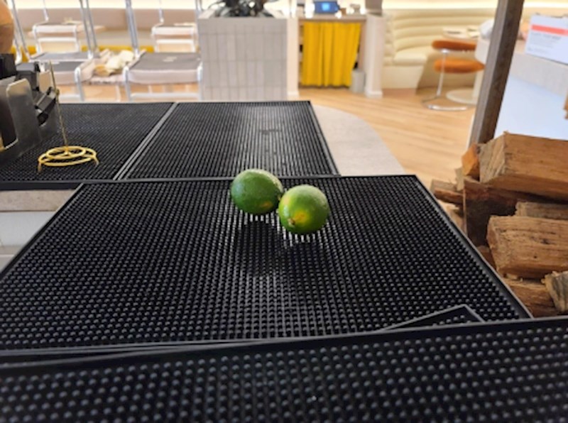 12. "Lebdeća limeta?"