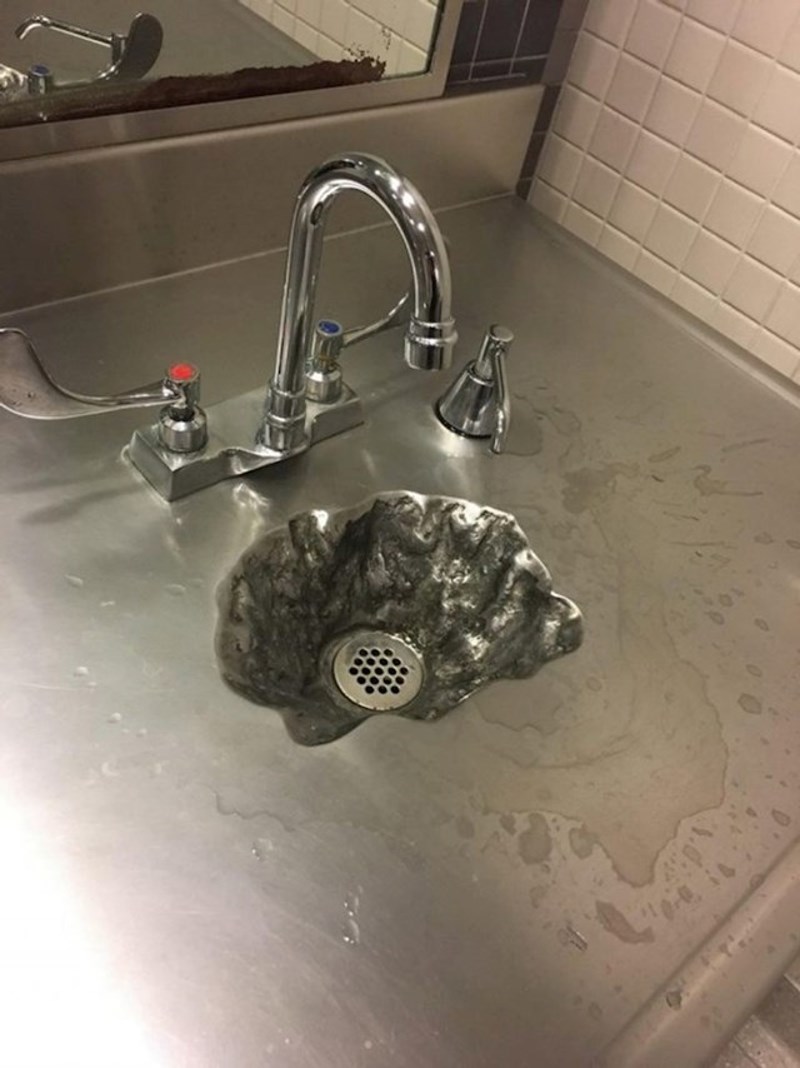 Zanimljiva ideja, užasna realizacija