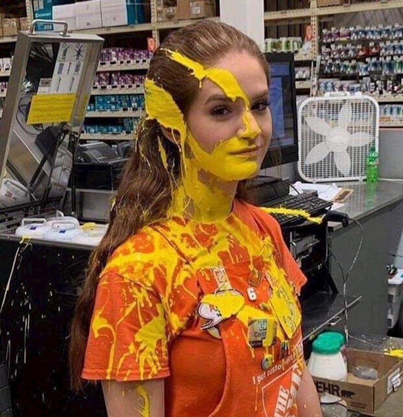 5. "Kad me pitaju kako mi je na poslu samo im pošaljem ovu sliku..."