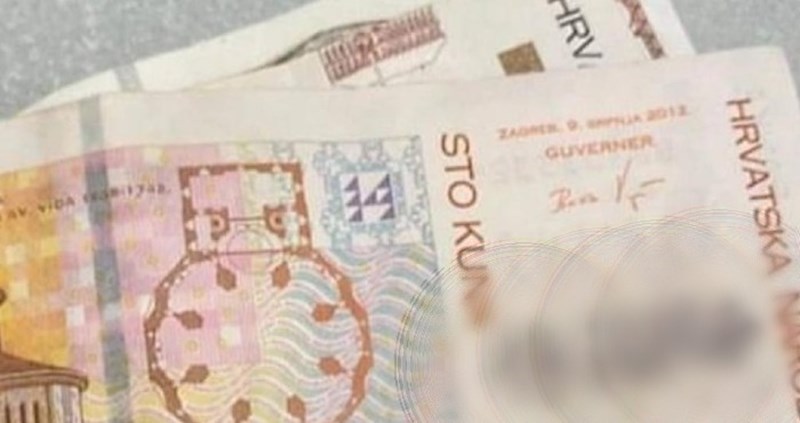 Fotka natpisa na novčanici od sto kuna hit je na Fejsu, pogledajte što je netko napisao
