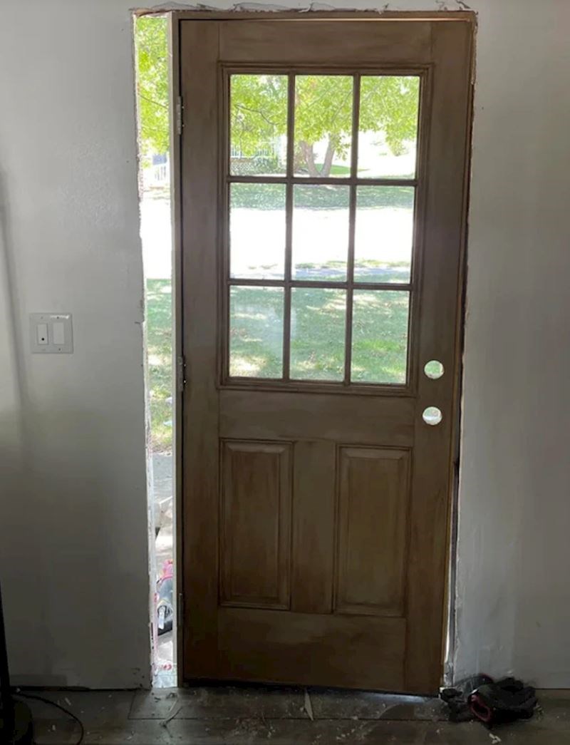 "Nedavno sam saznao da vrata nisu univerzalne veličine..."