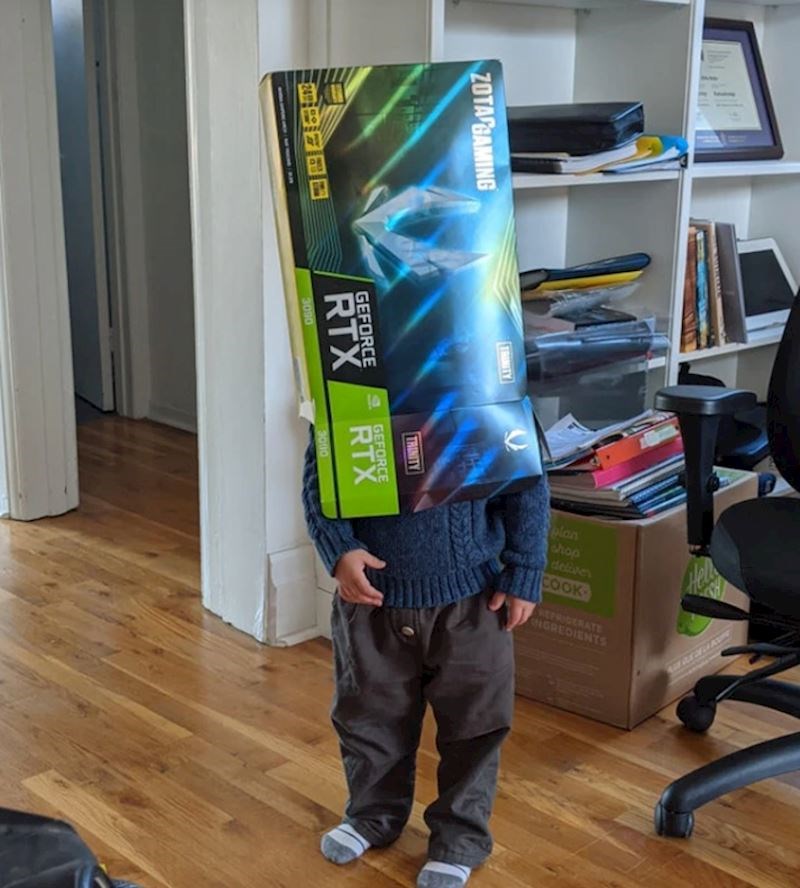 "Htio me uplašiti i sad je na kraju zaglavio u kutiji."