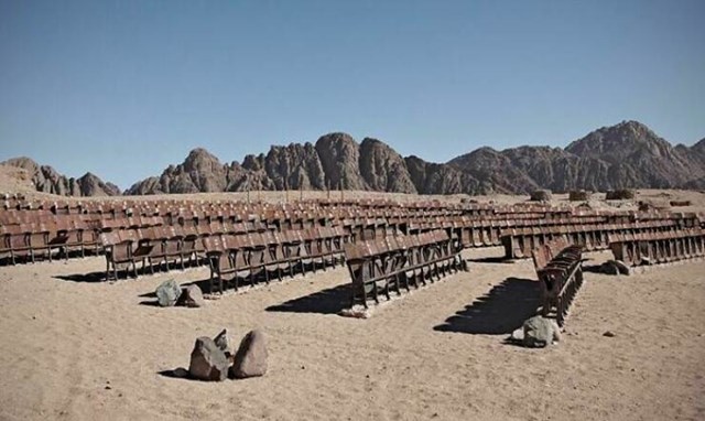 "Na našoj turističkoj turi smo posjetili napušteno kino u Egipatskoj pustinji."
