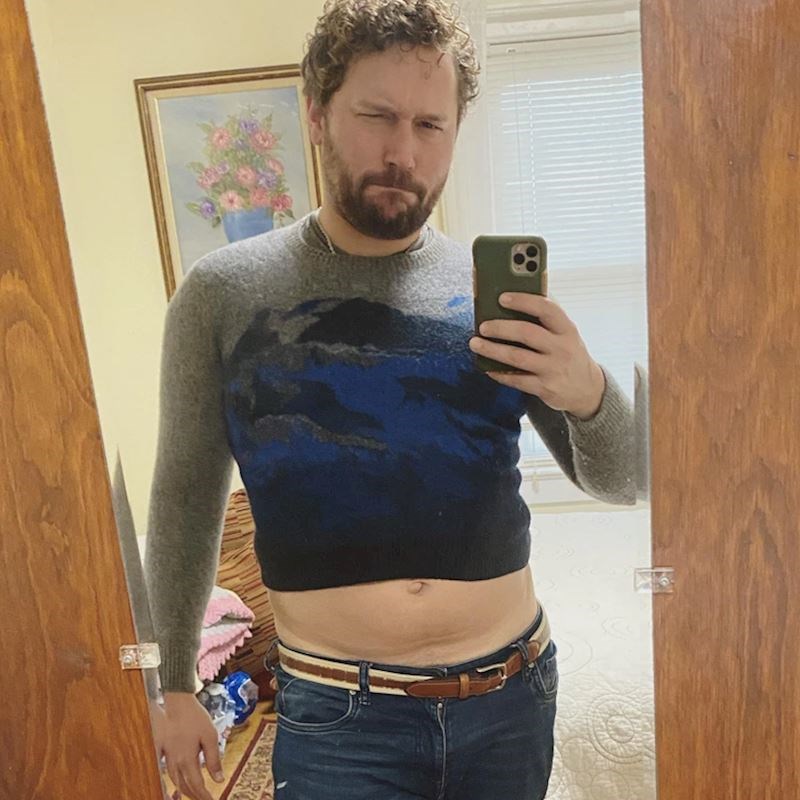 3. "Mama mi je oprala pulover, nekako mi baš i ne pristaje najbolje"